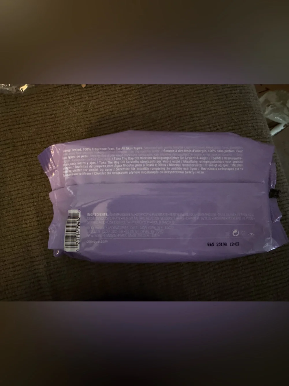 Clinique Take The Day Off Makeup Remover Wipes — Lavender Purple Pack